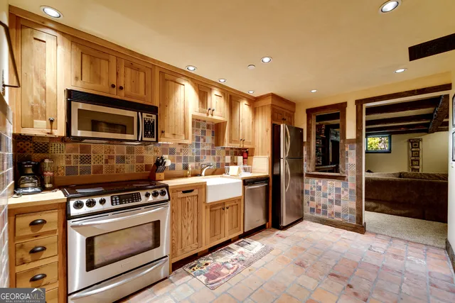 $10,000,000 | 1 Burton Island, Tiger, GA 30576