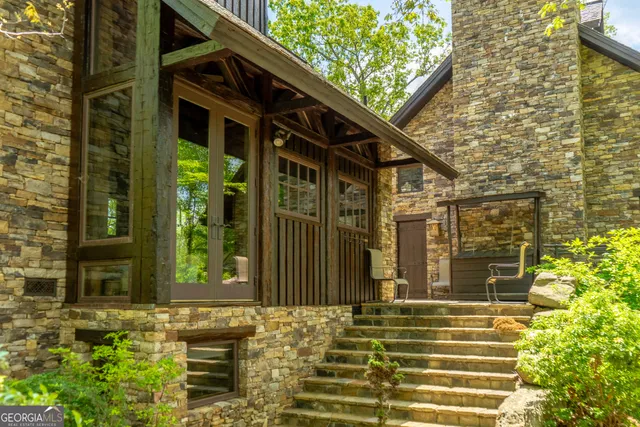 $10,000,000 | 1 Burton Island, Tiger, GA 30576