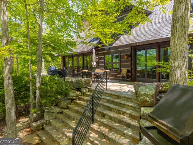 $10,000,000 | 1 Burton Island, Tiger, GA 30576