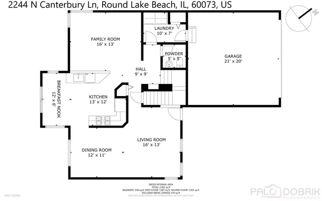 a picture of a wall with a white wall and a white wall