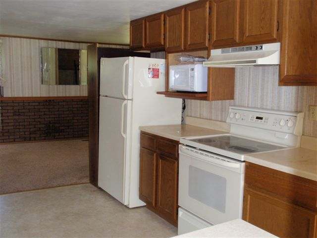 6833 Shore Dr Drive Rhinelander, WI 54501 - Photo 7 of 20 Gallery Image 7