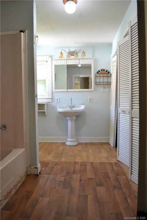 111 Rhyne Street Morganton, NC 28655 - Photo 12 of 17 Gallery Image 12