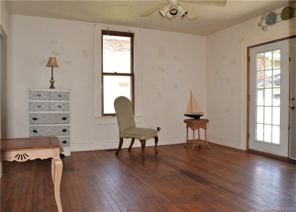 111 Rhyne Street Morganton, NC 28655 - Photo 7 of 17 Gallery Image 7