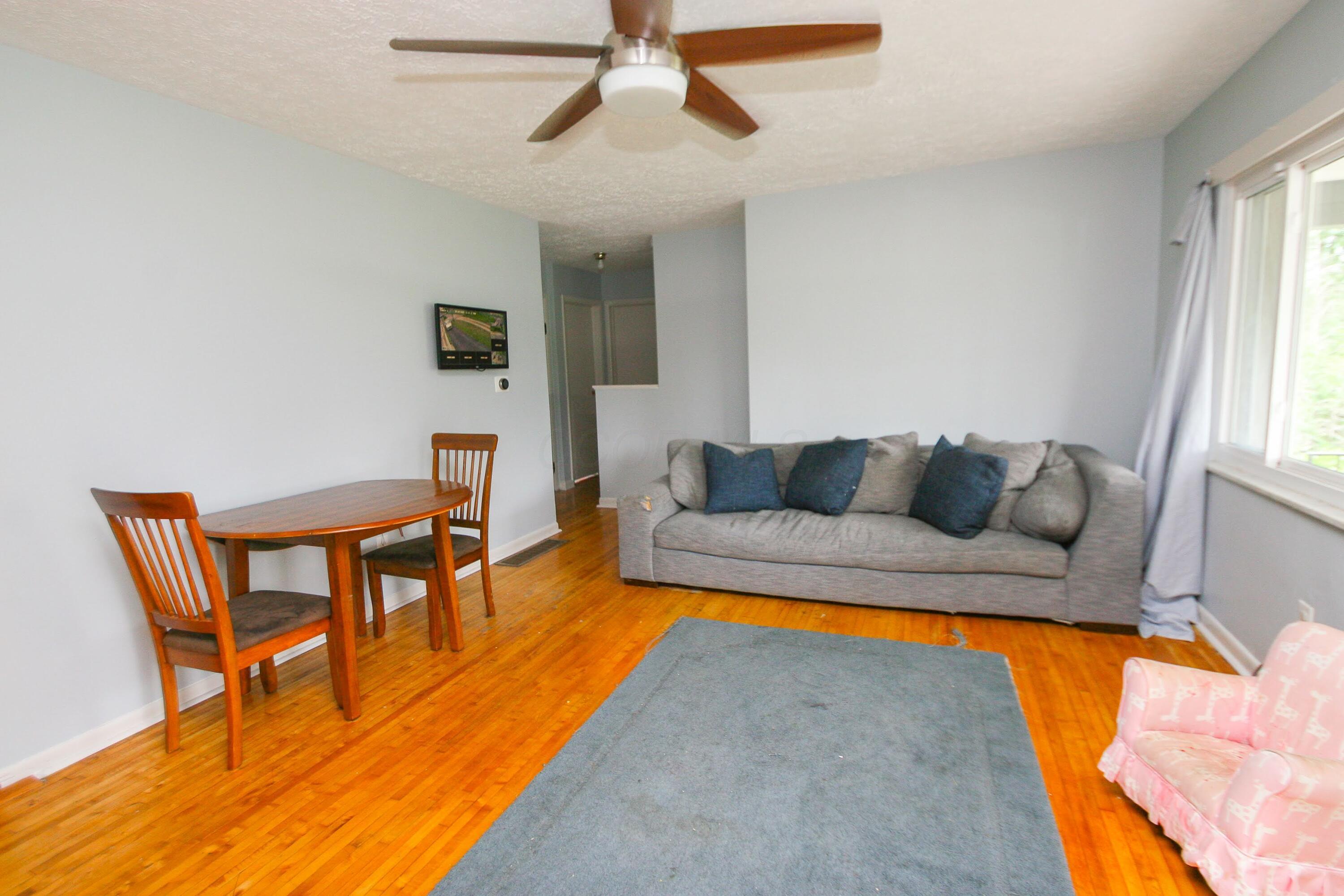 1810 Lehner Road Columbus, OH 43224 - Photo 4 of 25 IMG_2332-2