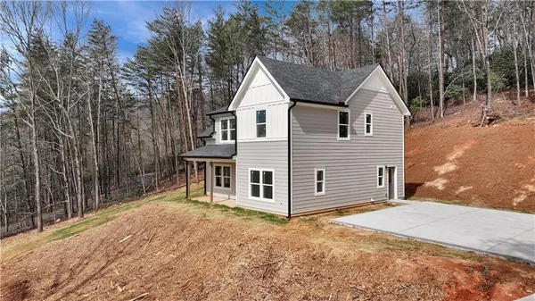 $475,000 | 71 Chestatee Road, Cleveland, GA 30528