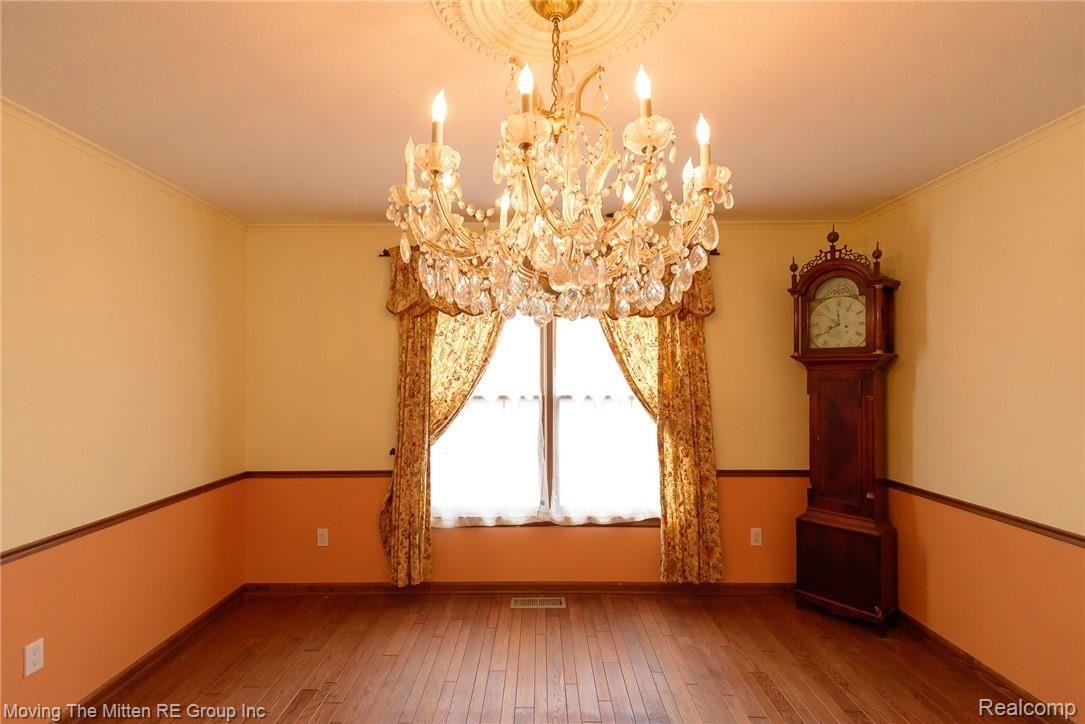 13533 Briar Hill Road Carleton, MI 48117 - Photo 4 of 62 13533_briar_hill-25.jpg