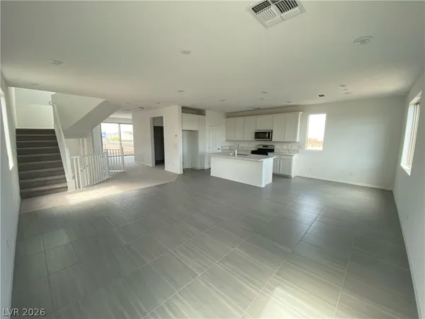 $709,000 | 7805 Bethel Heights Lane, Las Vegas, NV 89113