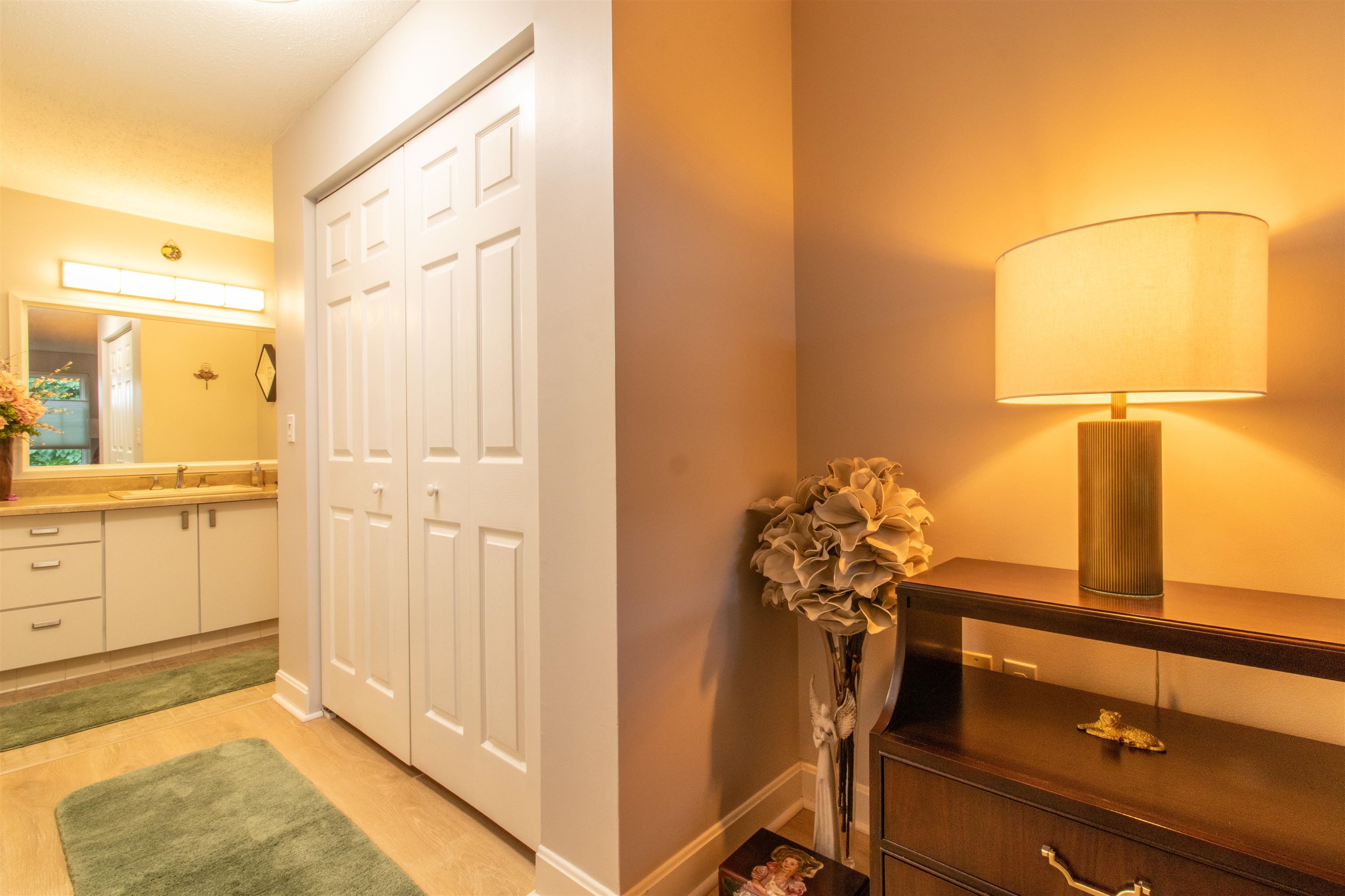 15 Windsor Court, Unit D Keene, NH 03431 - Photo 20 of 37
