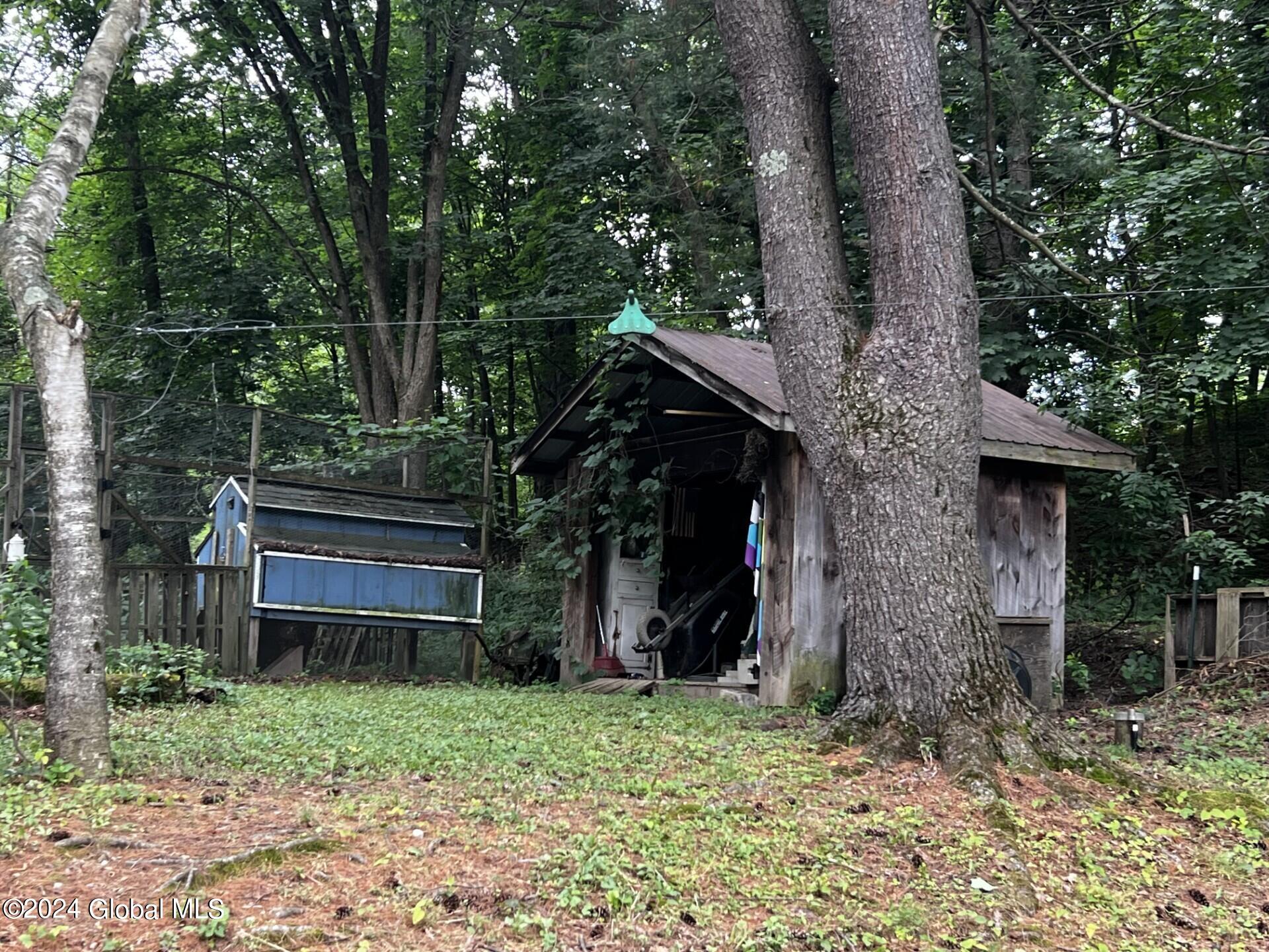 15 Pattison Road West Sand Lake, NY 12196 - Photo 24 of 38 thumbnail_IMG_8279