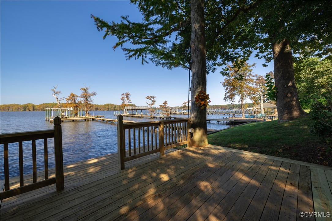 3078 North Riverside Drive Lanexa, VA 23089 - Photo 17 of 50 Enjoy watching the Boating, Wildlife, Fireworks fr