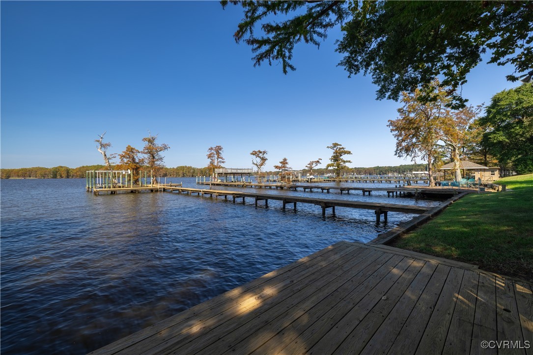 3078 North Riverside Drive Lanexa, VA 23089 - Photo 19 of 50 Located at one of the Widest Parts of the River