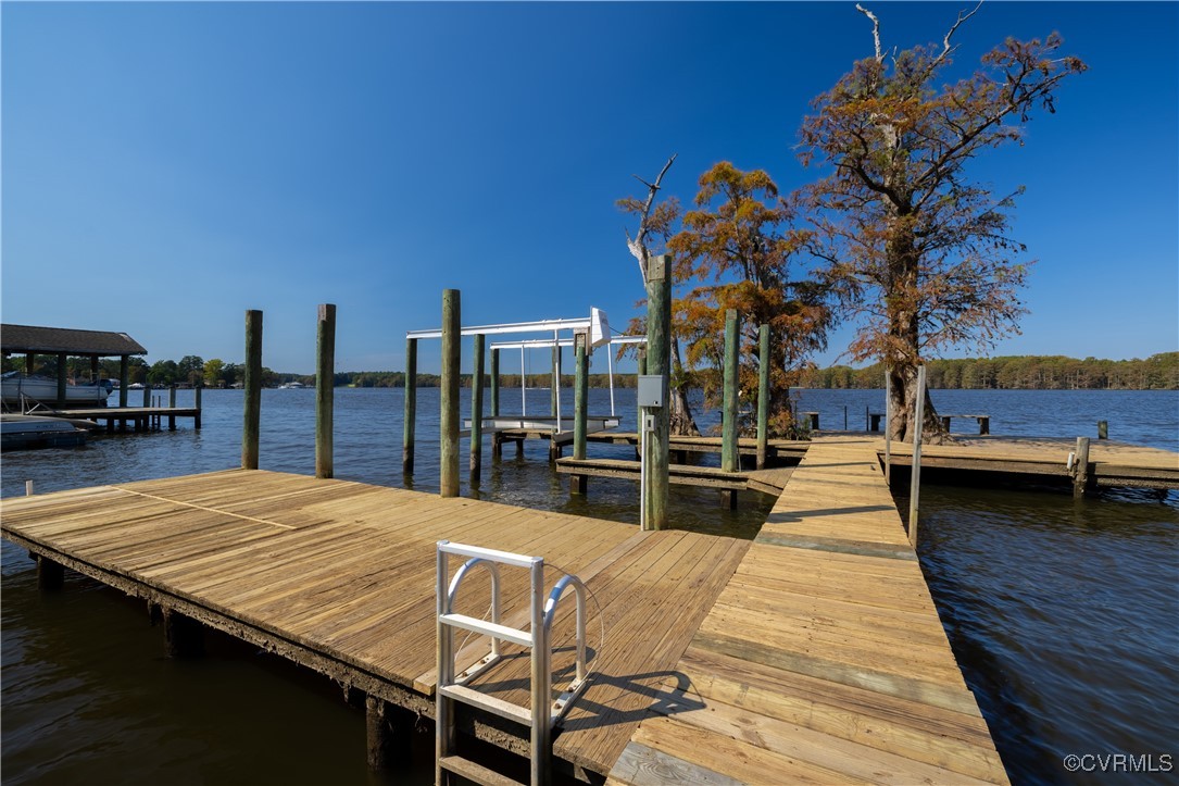 3078 North Riverside Drive Lanexa, VA 23089 - Photo 21 of 50 New Boatlift