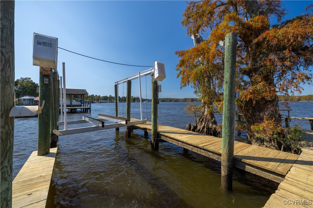 3078 North Riverside Drive Lanexa, VA 23089 - Photo 22 of 50 New Boatlift