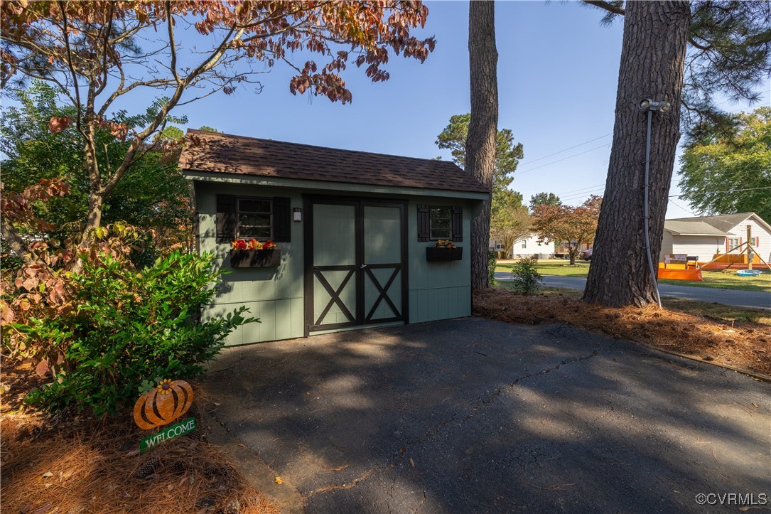 3078 North Riverside Drive Lanexa, VA 23089 - Photo 26 of 50 Like New Shed