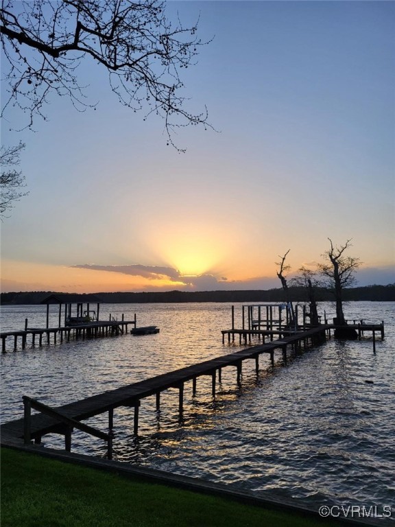 3078 North Riverside Drive Lanexa, VA 23089 - Photo 50 of 50 With Beautiful Sunsets over the Holidays!