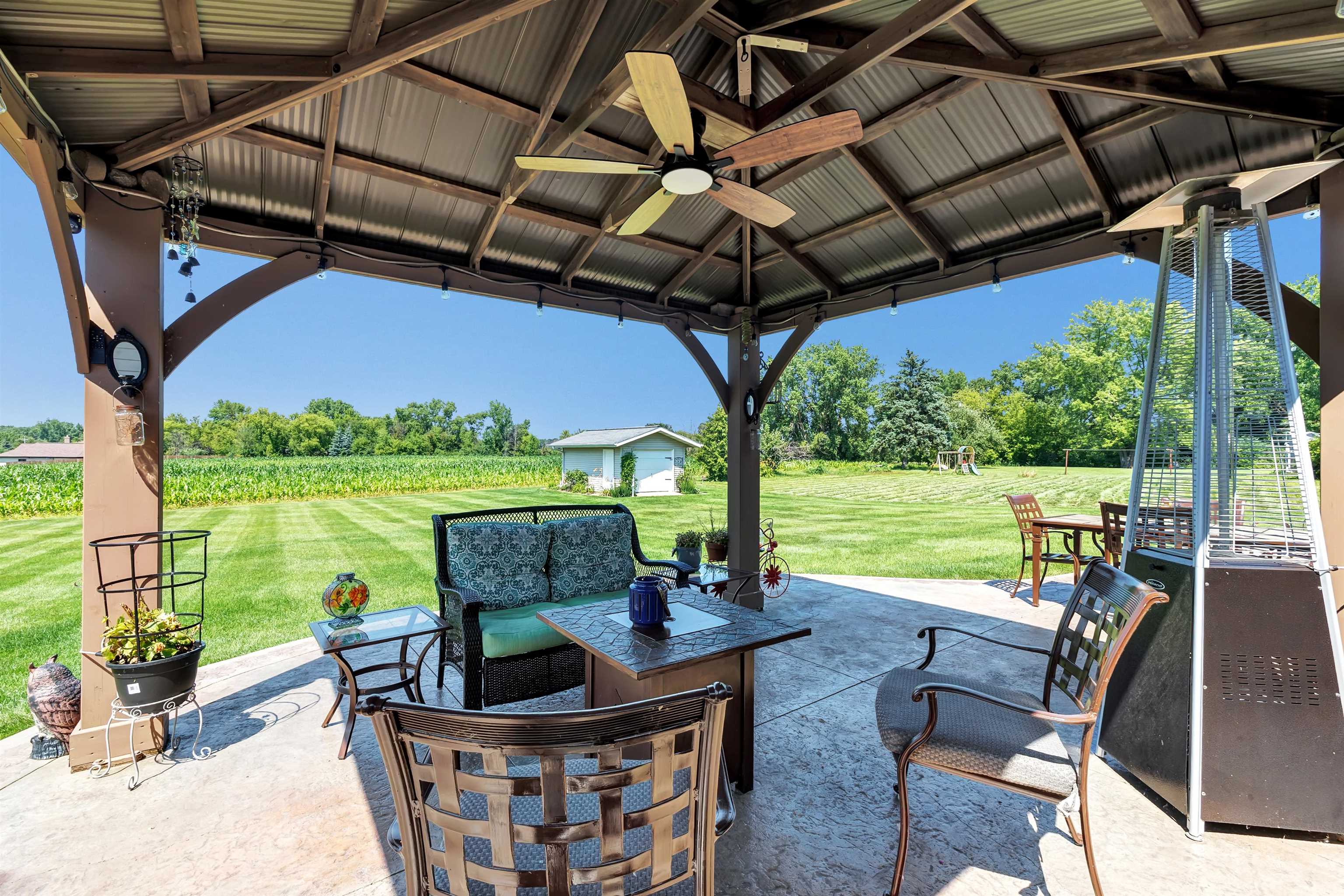 3659 VanLaanen Road Green Bay, WI 54311 - Photo 4 of 50