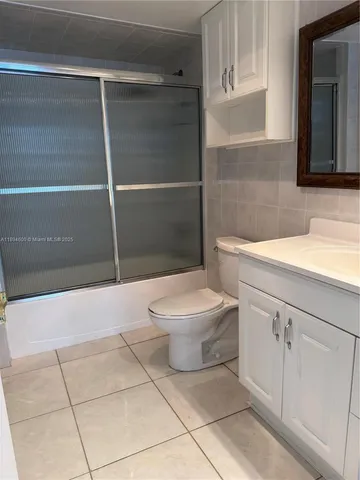 $2,100 | 525 North Ocean Boulevard, Unit 920, Pompano Beach, FL 33062