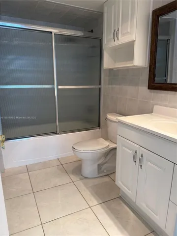 $2,100 | 525 North Ocean Boulevard, Unit 920, Pompano Beach, FL 33062