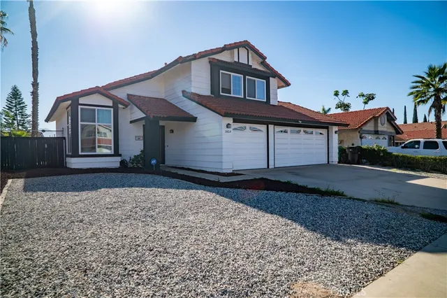 $750,000 | 1454 Cresta Road, Corona, CA 92879