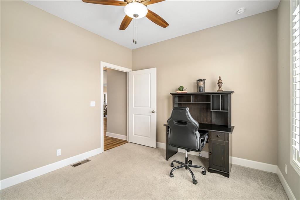 25274 West 83rd Street Lenexa, KS 66227 - Photo 24 of 37