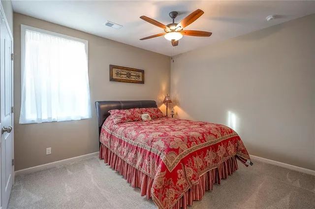 $589,900 | 25274 West 83rd Street, Lenexa, KS 66227