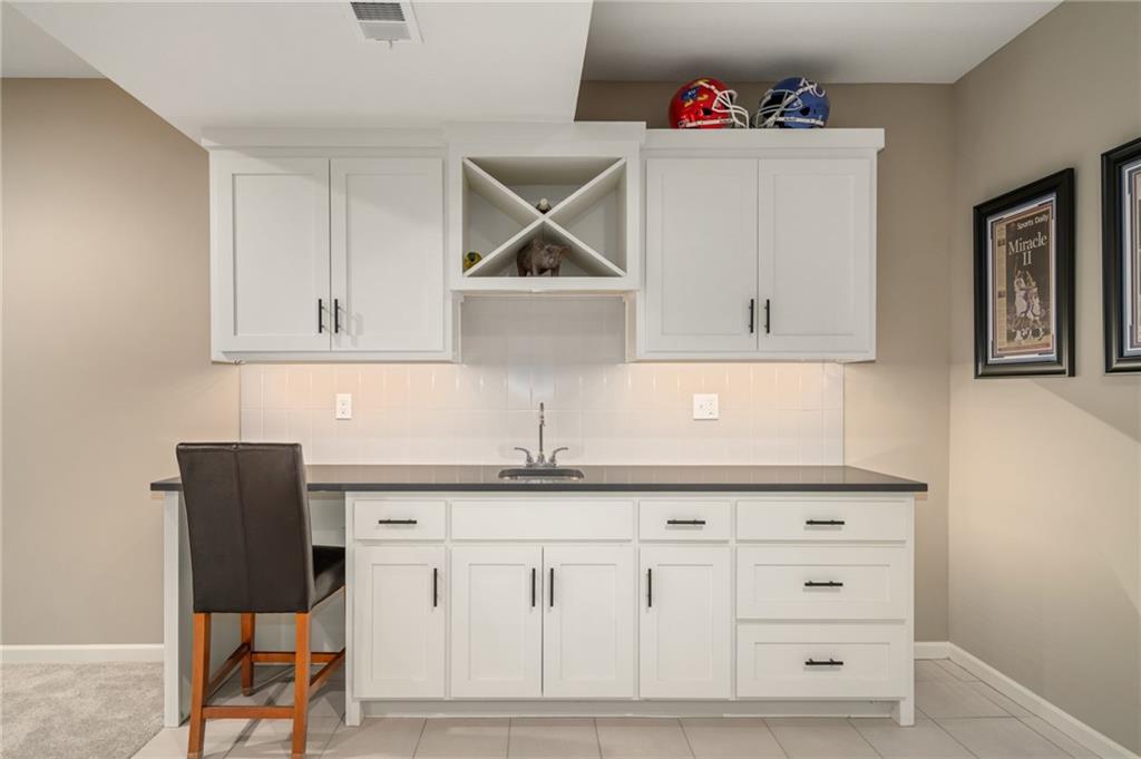 25274 West 83rd Street Lenexa, KS 66227 - Photo 29 of 37