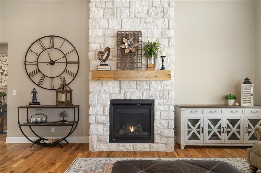 25274 West 83rd Street Lenexa, KS 66227 - Photo 5 of 37