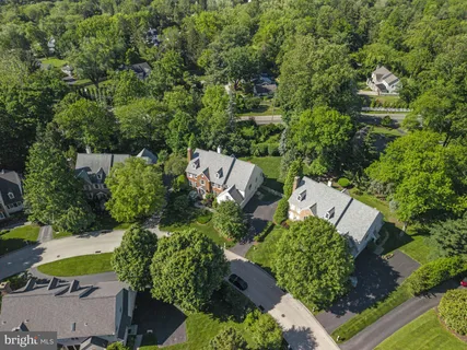 $1,995,000 | 309 Durham Drive, Villanova, PA 19085
