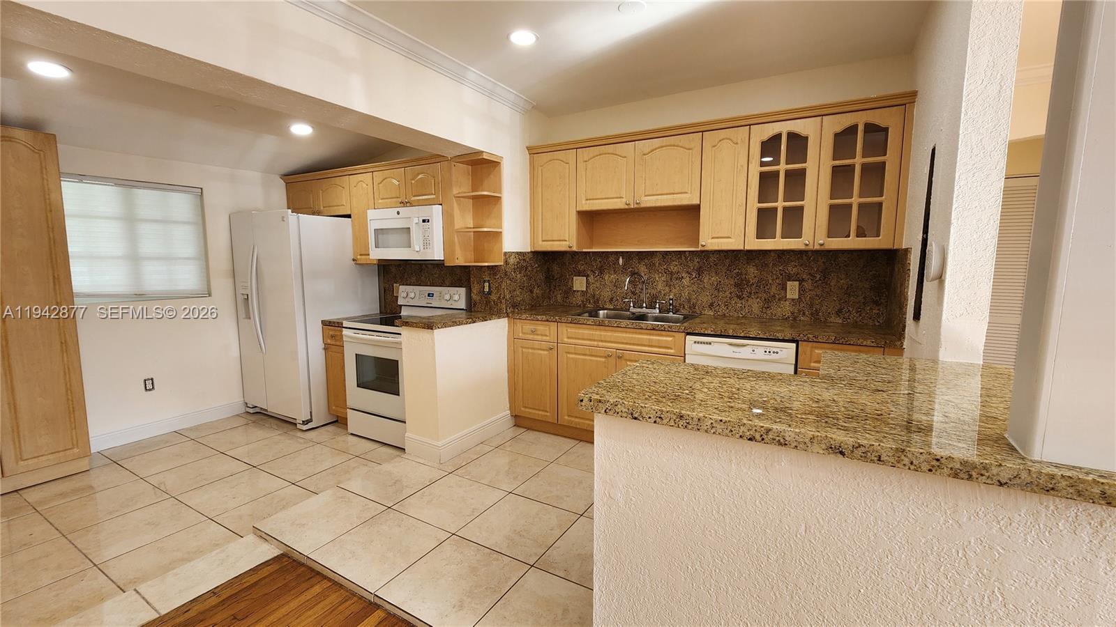 3965 Northwest 3rd Street Miami, FL 33126 - Photo 16 of 22