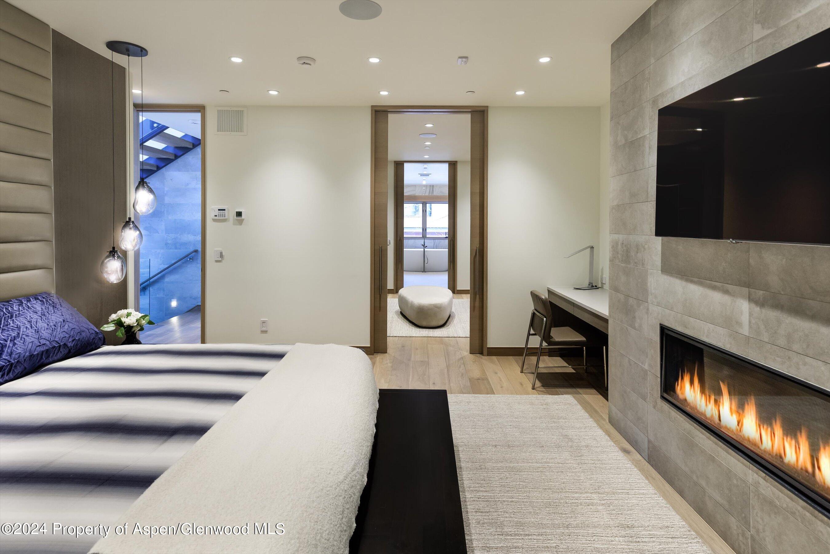 200 East Durant Avenue Aspen, CO 81611 - Photo 12 of 28 29-200eDurant_HiRes029