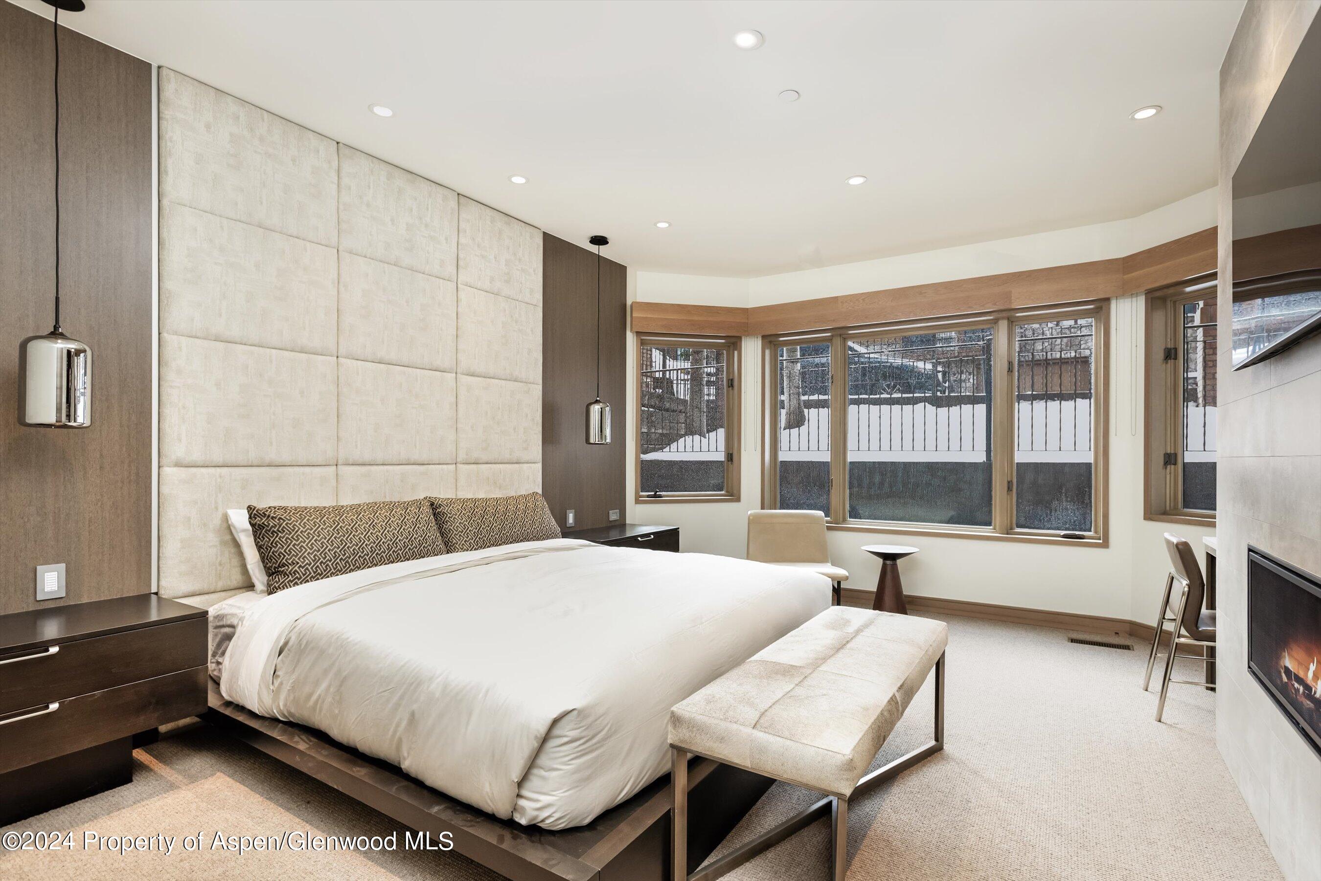 200 East Durant Avenue Aspen, CO 81611 - Photo 17 of 28 34-200eDurant_HiRes034