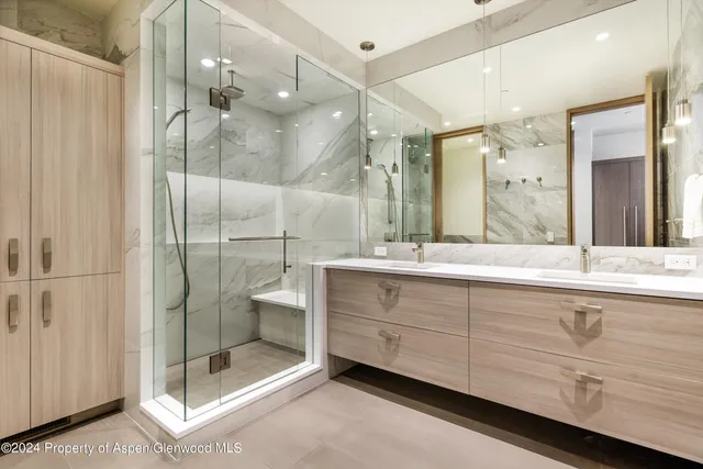 $175,000 | 200 East Durant Avenue, Aspen, CO 81611