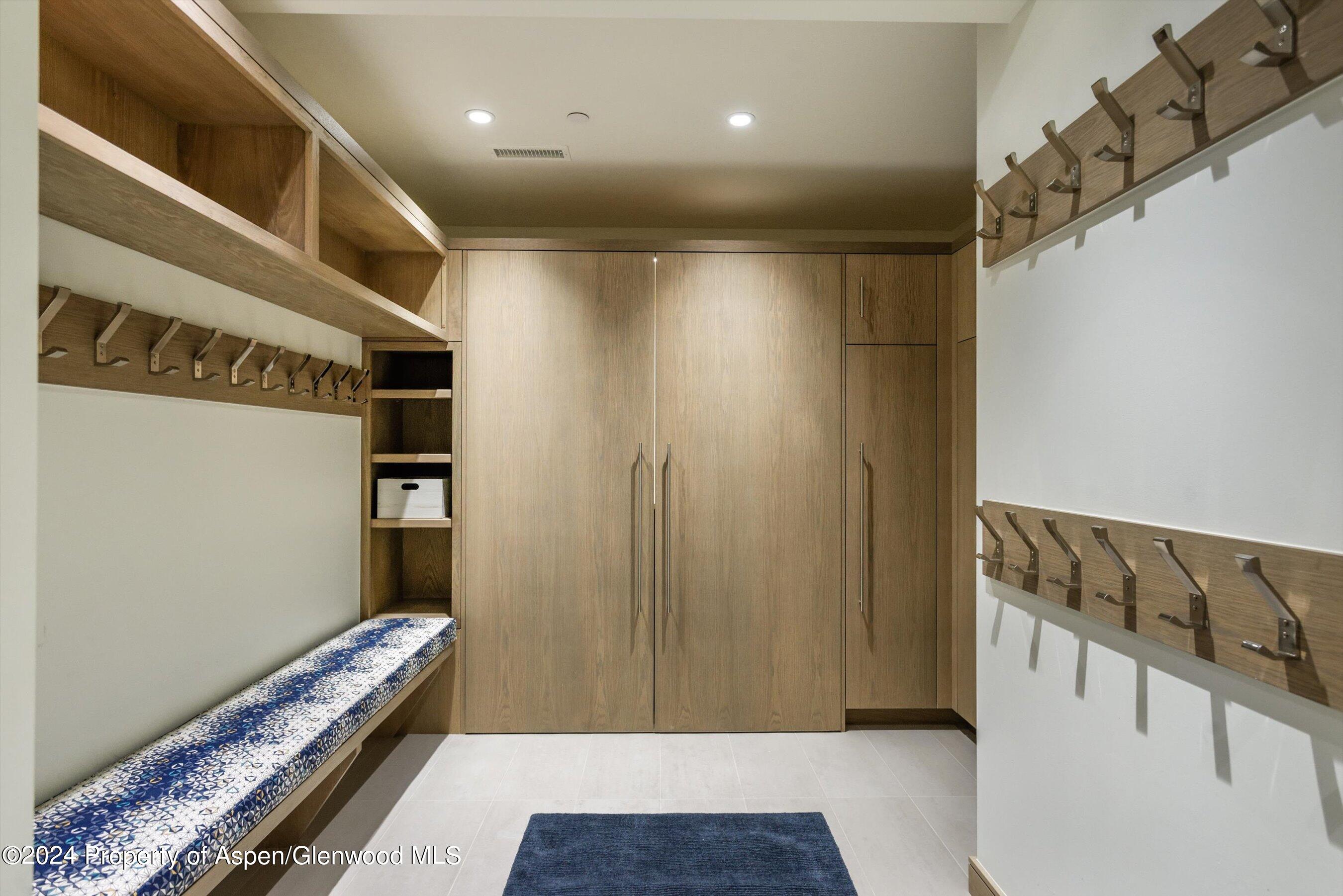 200 East Durant Avenue Aspen, CO 81611 - Photo 23 of 28 04-200eDurant_HiRes004