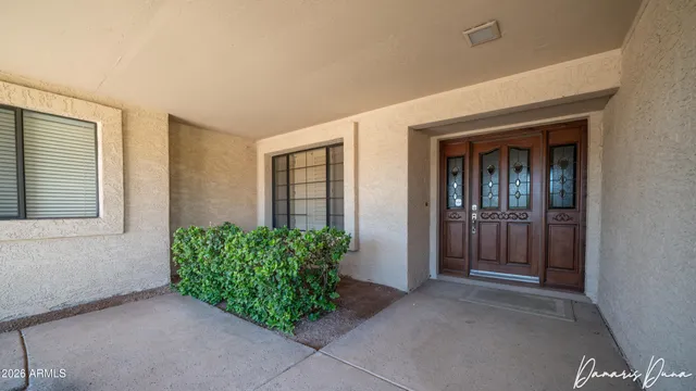 $995,000 | 8852 South Lakeshore Drive, Tempe, AZ 85284