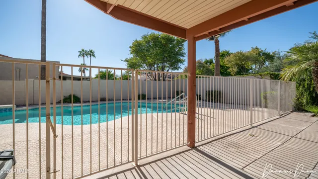 $995,000 | 8852 South Lakeshore Drive, Tempe, AZ 85284