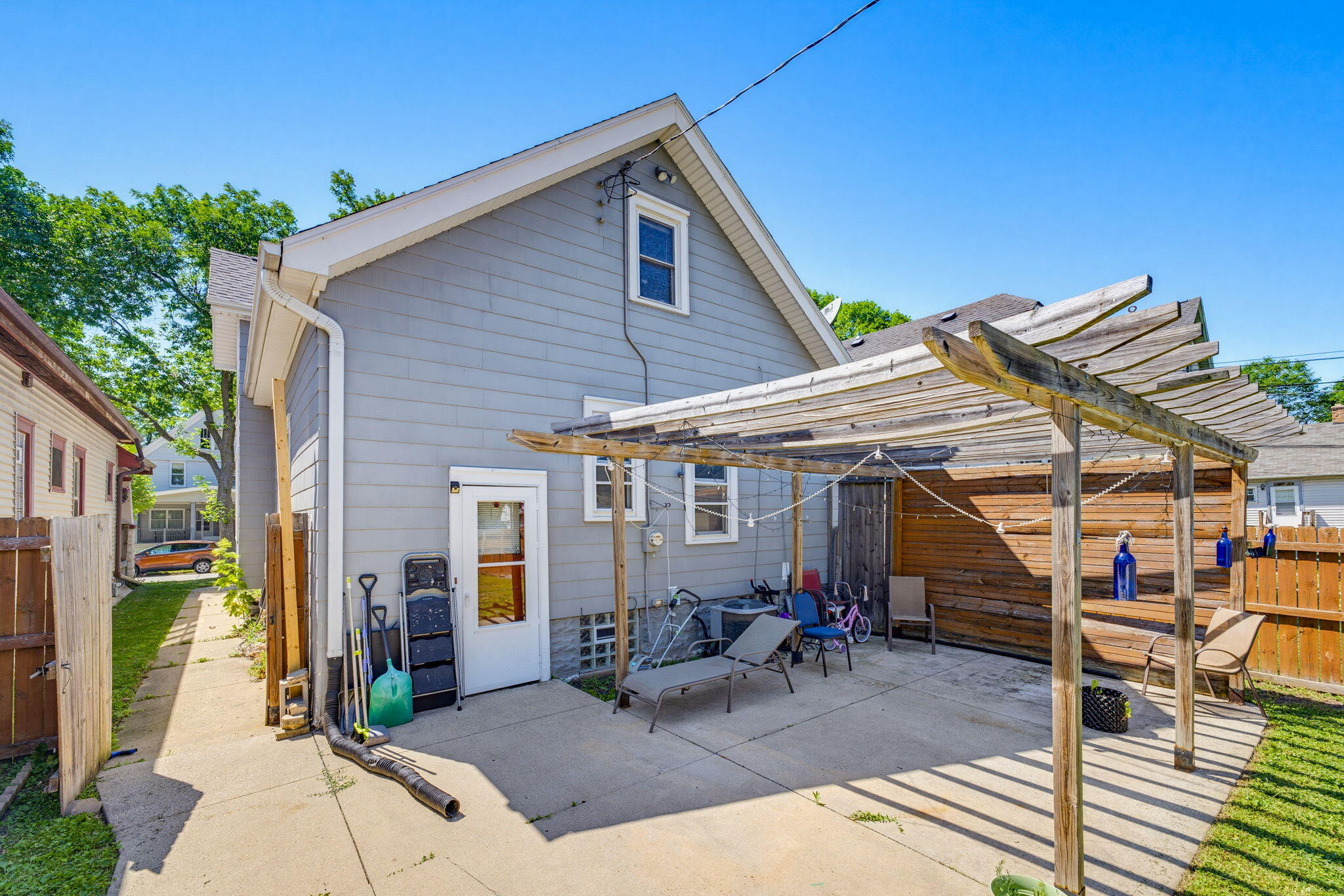 2026 South 79th Street Milwaukee, WI 53219 - Photo 22 of 33 22-web-or-mls-2026-s-79th-st