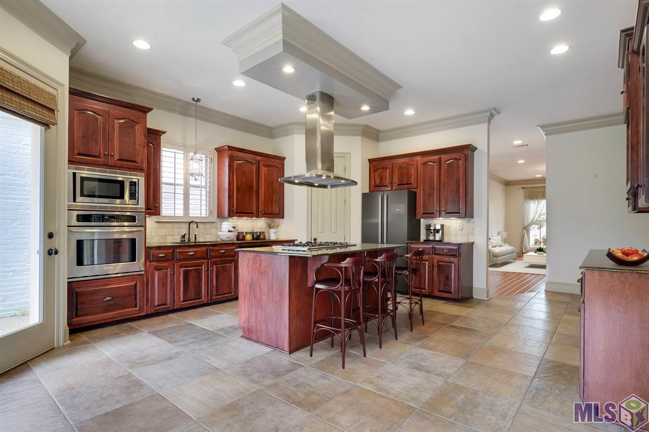 1612 Ruelle De Grace Drive Baton Rouge, LA 70810 - Photo 4 of 17 Gallery Image 4