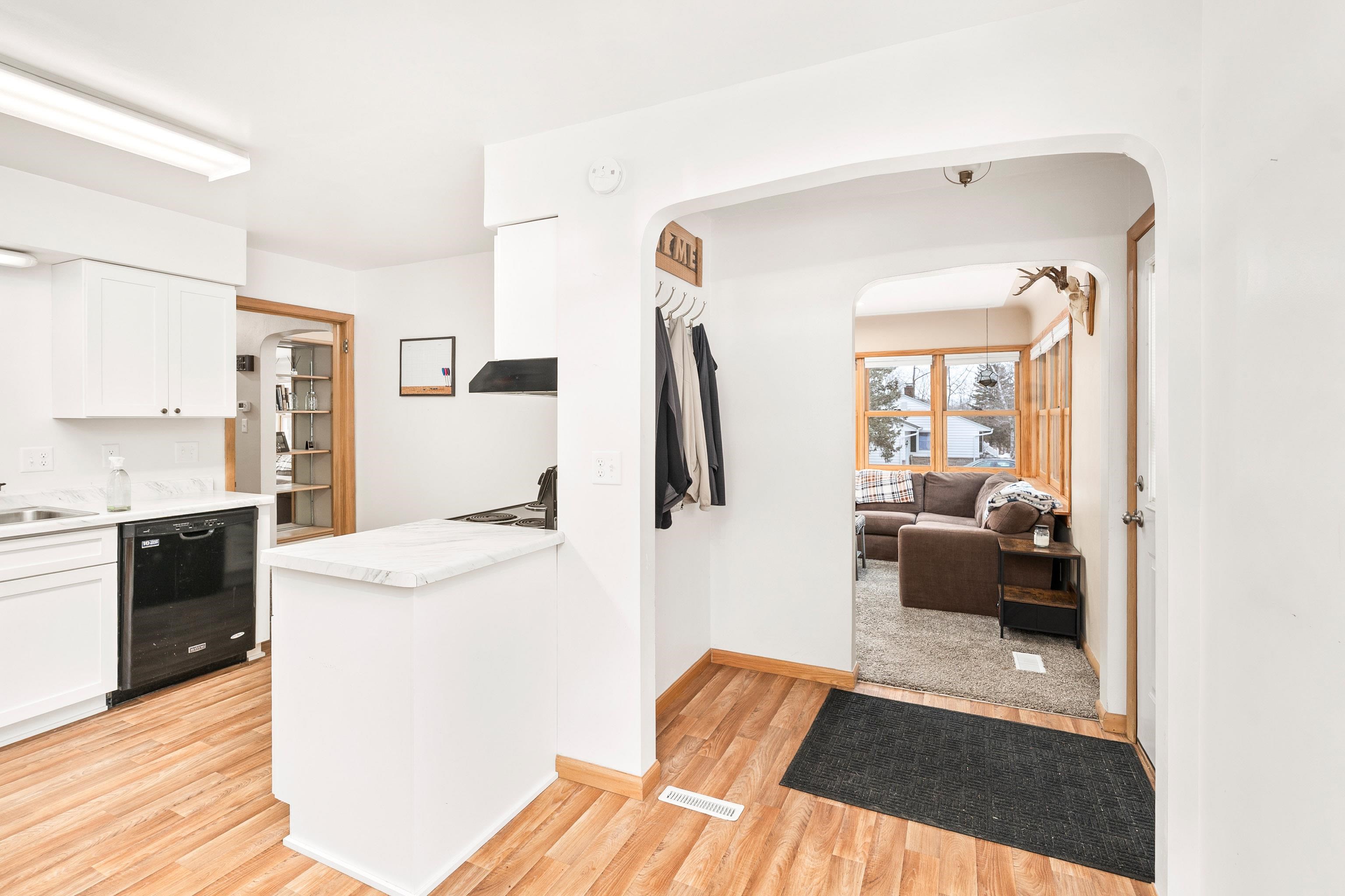 9501 Seaver Avenue Duluth, MN 55808 - Photo 18 of 42