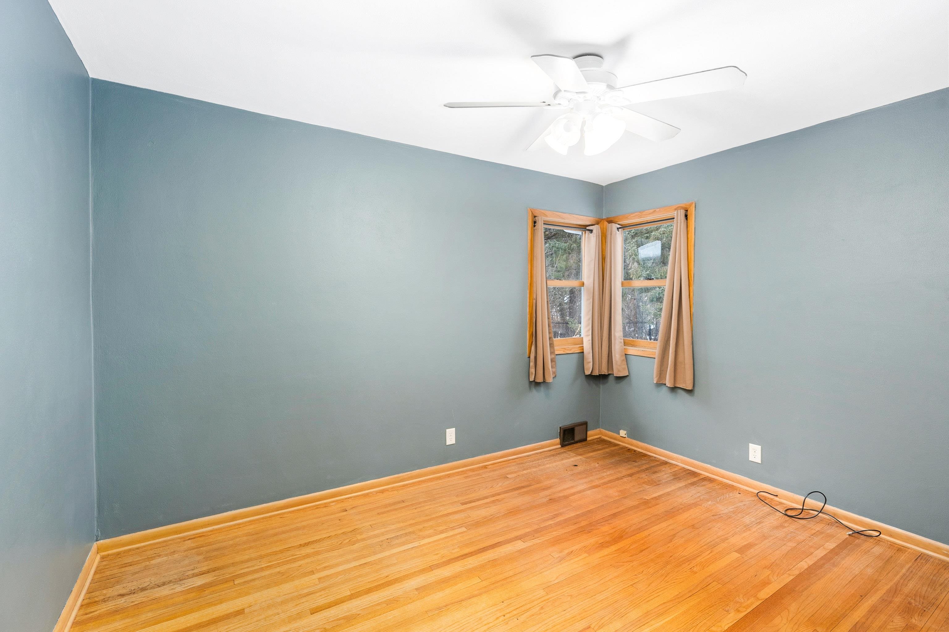 9501 Seaver Avenue Duluth, MN 55808 - Photo 23 of 42