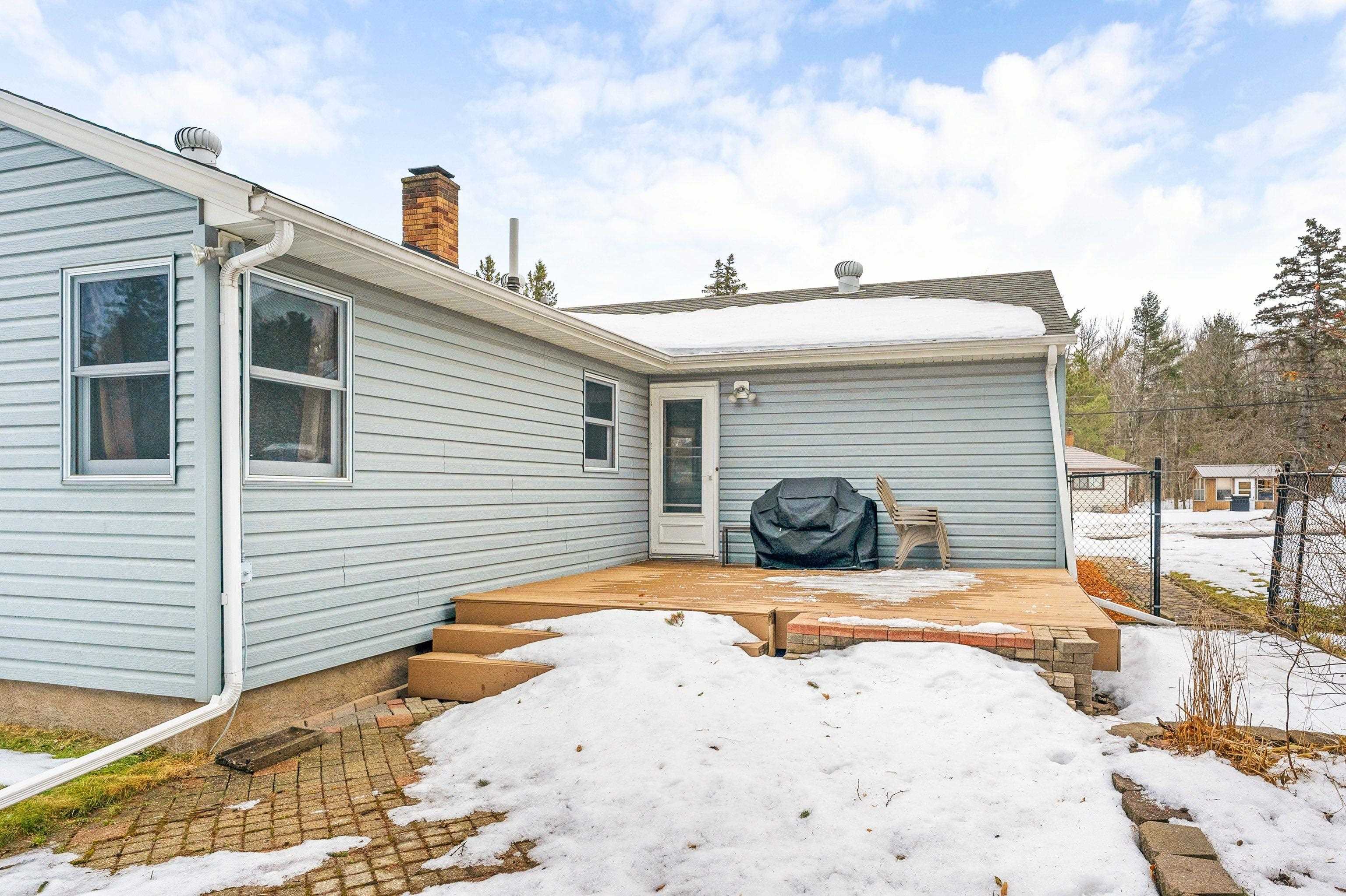 9501 Seaver Avenue Duluth, MN 55808 - Photo 5 of 42