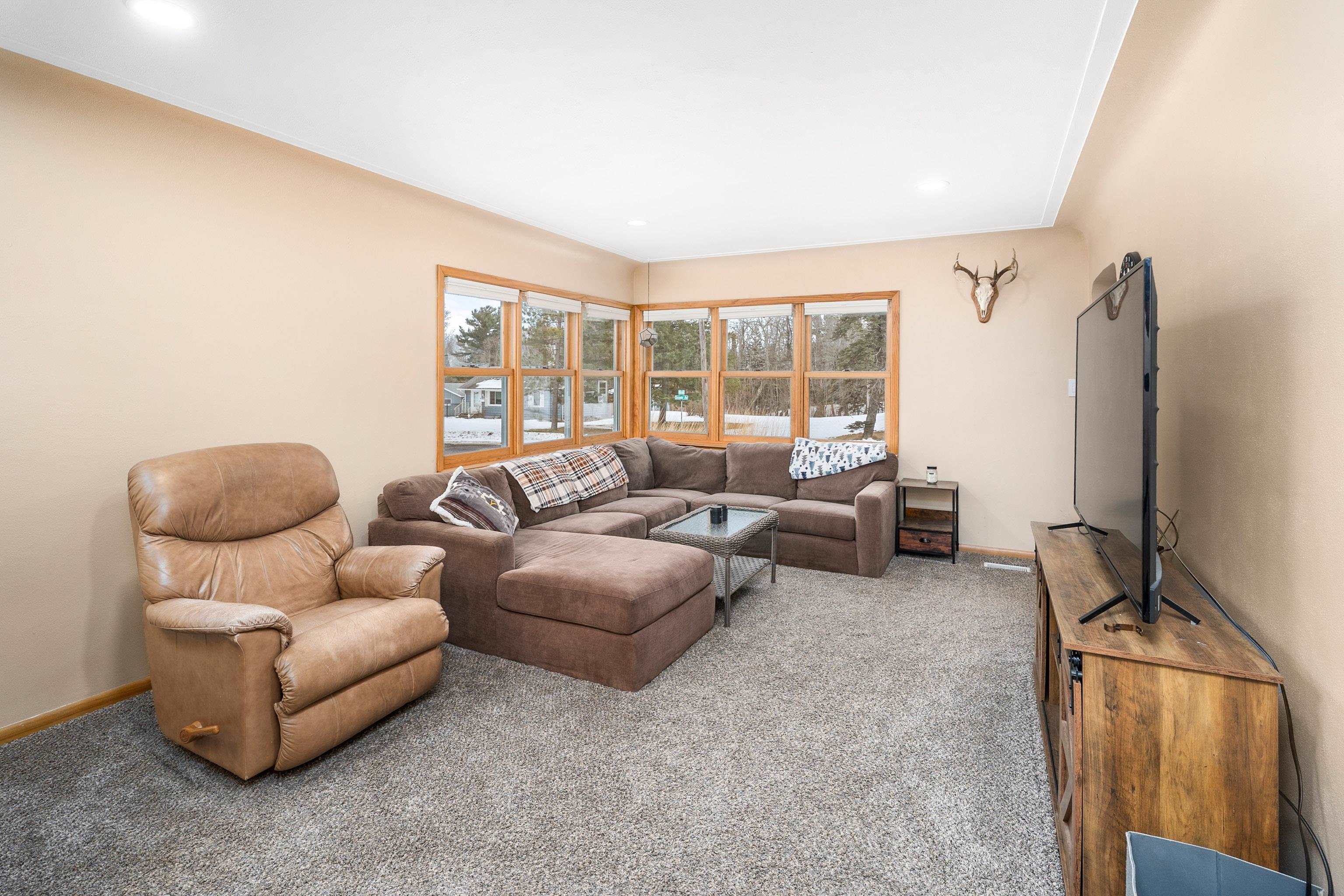 9501 Seaver Avenue Duluth, MN 55808 - Photo 6 of 42