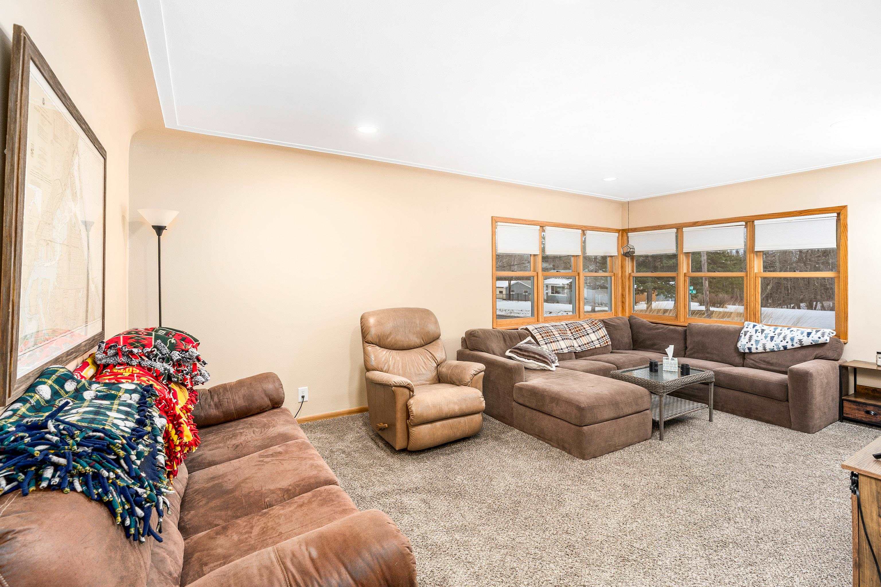 9501 Seaver Avenue Duluth, MN 55808 - Photo 10 of 42