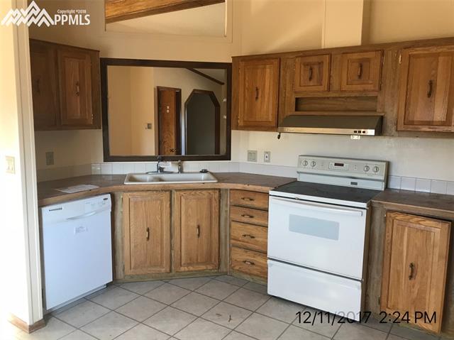 20340 Beacon Lite Road Monument, CO 80132 - Photo 7 of 23 Gallery Image 7