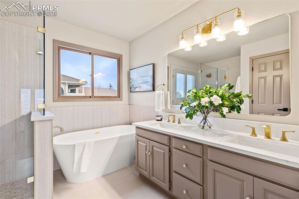 174 Luxury Lane Colorado Springs, CO 80921 - Photo 17 of 44