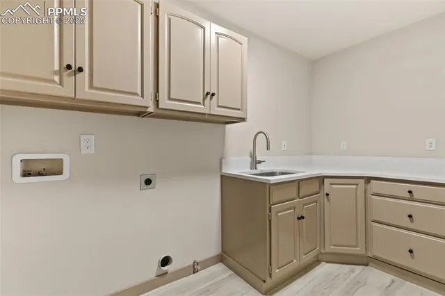 $514,900 | 174 Luxury Lane, Colorado Springs, CO 80921