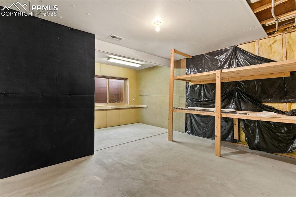 174 Luxury Lane Colorado Springs, CO 80921 - Photo 34 of 44