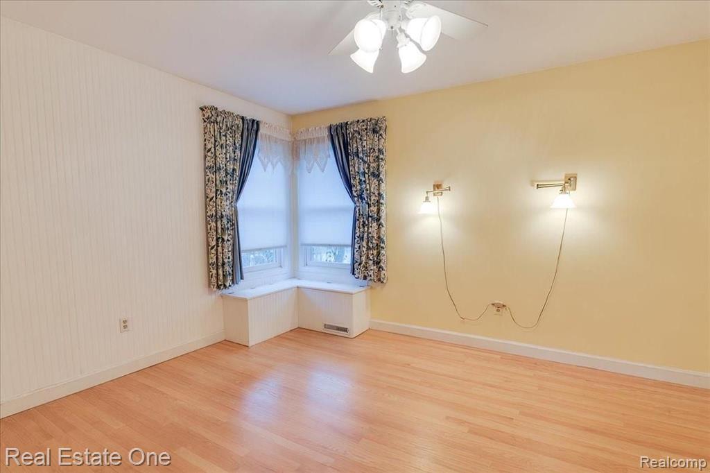 2051 Warrington Road Rochester Hills, MI 48307 - Photo 28 of 64