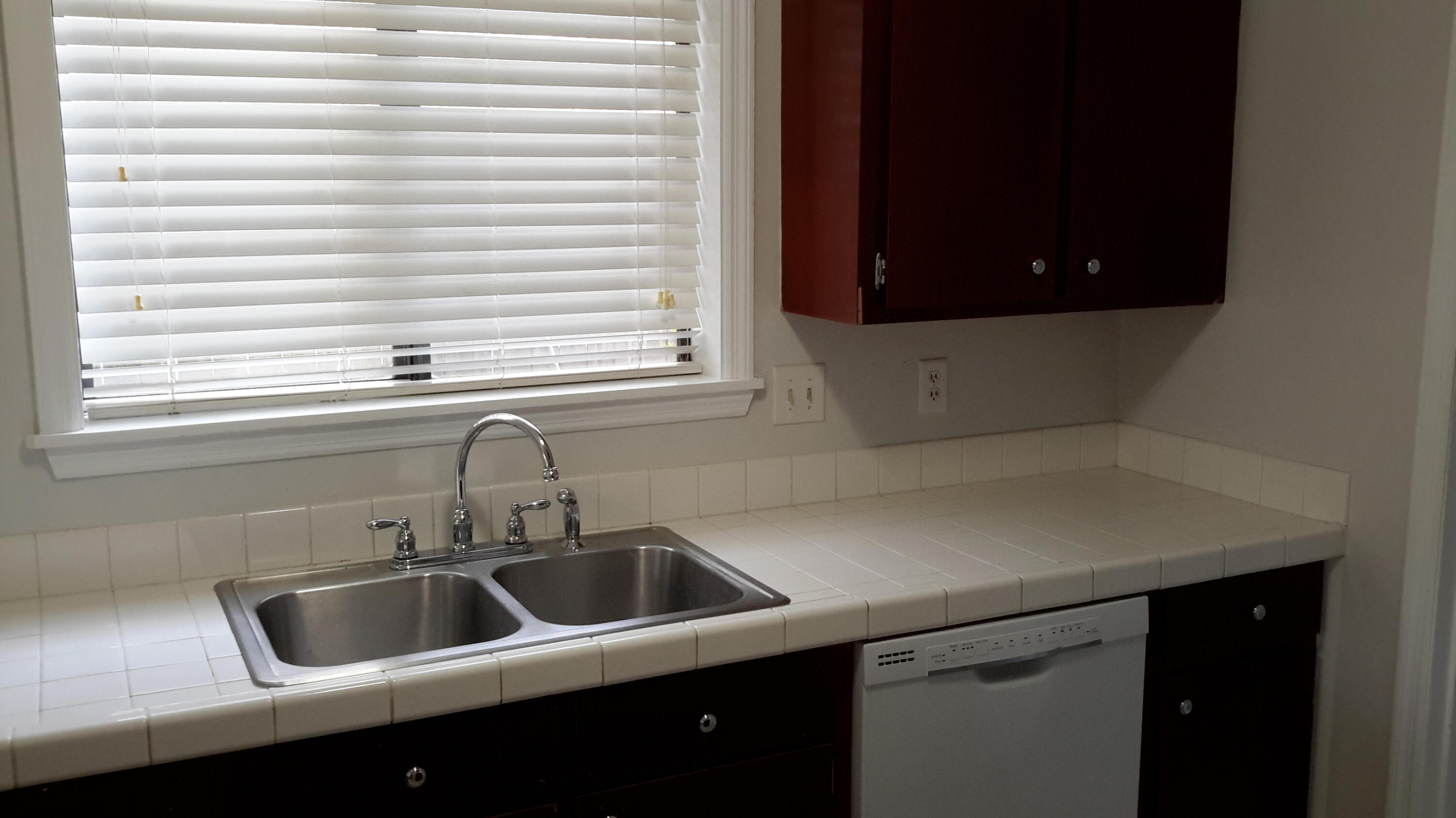 45 Maplecrest Drive Charleston, SC 29412 - Photo 9 of 25 20220318_150718