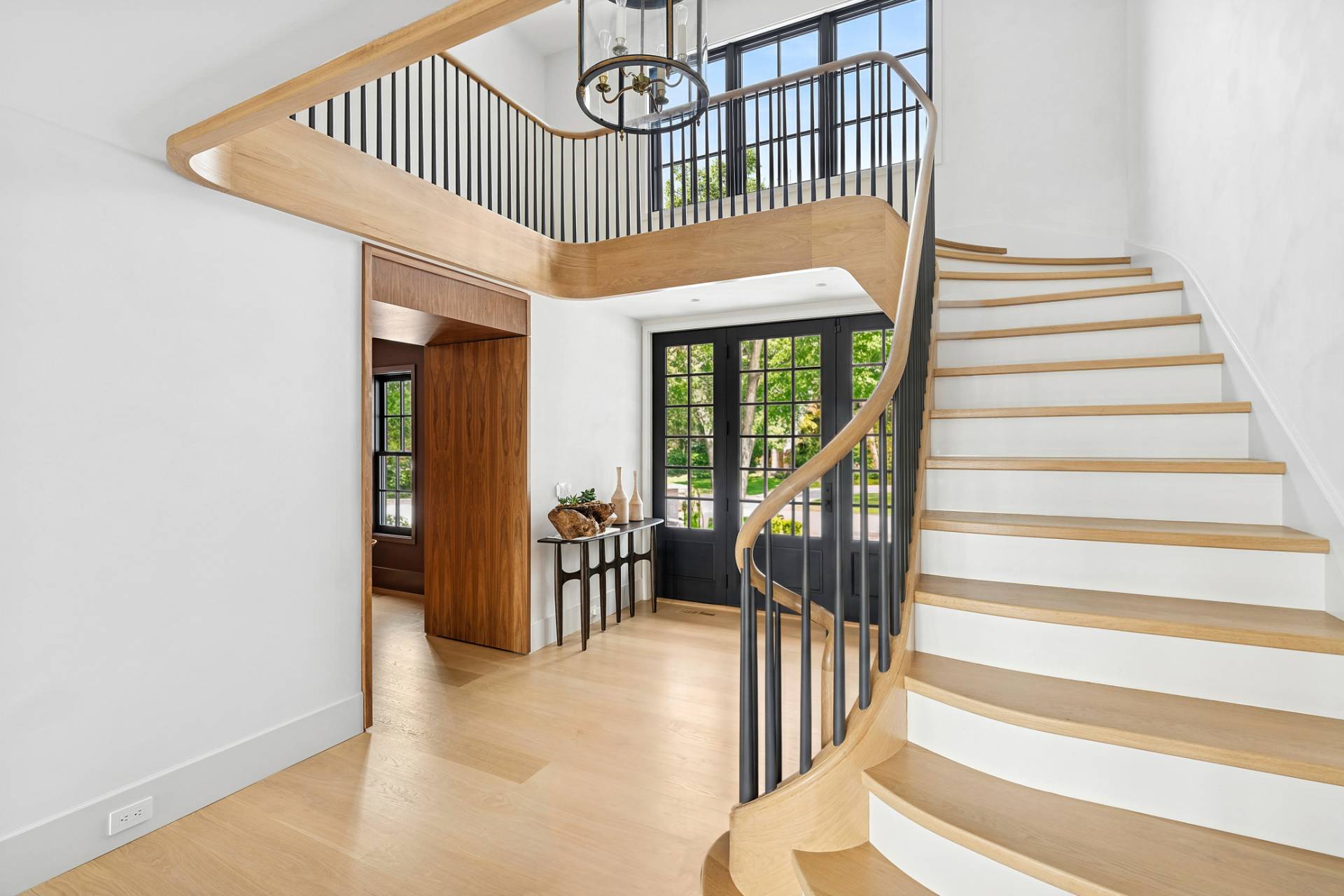 14 Sayre's Path Wainscott, NY 11975 - Photo 4 of 43