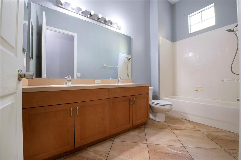 13251 Sunkiss Loop Windermere, FL 34786 - Photo 29 of 53 Bathroom 1